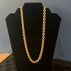 Golden Glamour: The Monet 34” Chain Necklace – Elevate Your Elegance!
